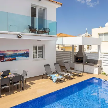 The Second Diamond Protara - 2' Walk To Semesterbostad