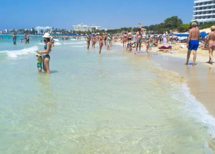 Vakantiehuis The Second Diamond Protara - 2' Walk To