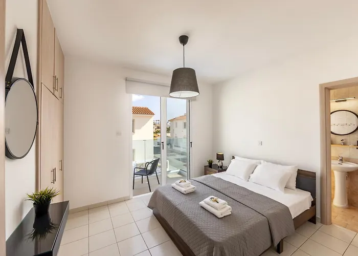 Vakantiehuis The Second Diamond Protara - 2' Walk To Protaras