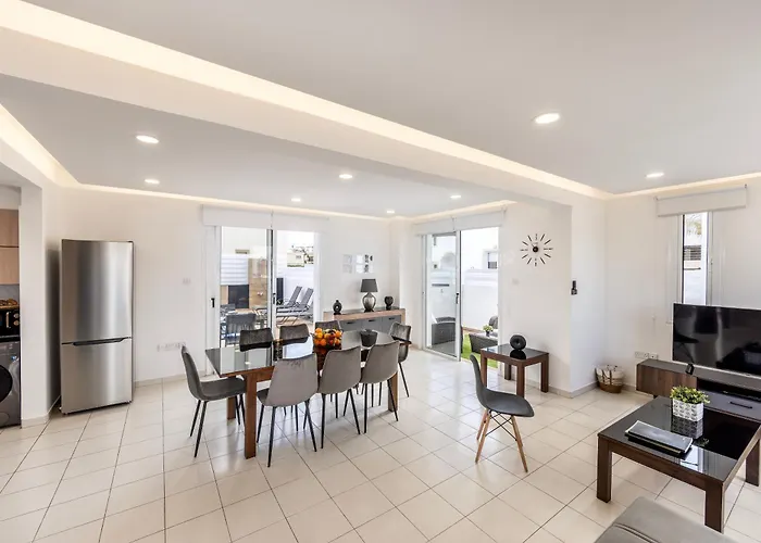 The Second Diamond Protara - 2' Walk To Casa vacanze *