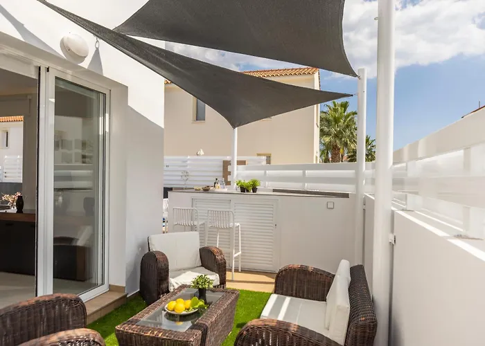 The Second Diamond Protara - 2' Walk To Casa vacanze