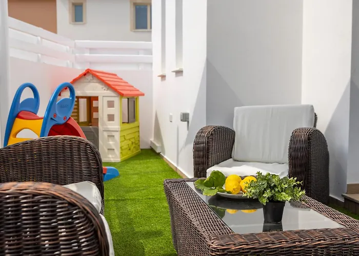 The Second Diamond Protara - 2' Walk To * Protaras